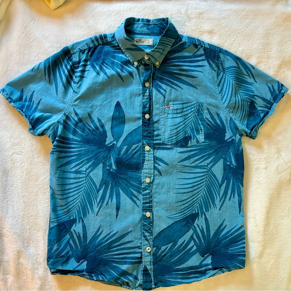 Hollister Blue Leaf Print Casual Shirt